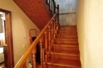 Satılır Köhnə Tikili İzmir Parkı