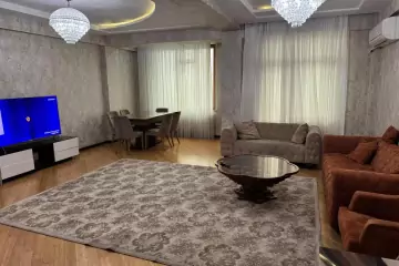 Satılır Yeni Tikili Xırdalan şəhərində 