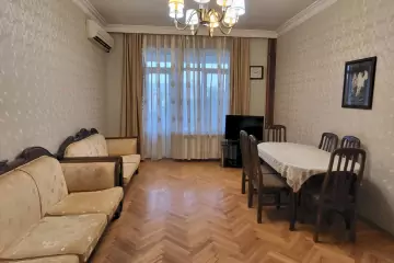 Aylıq Kirayə Köhnə Tikili Ağ şəhər Kompleksində