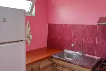 Satılır Həyət Evi Salyan Rayonunda