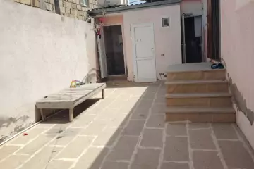 Satılır Həyət Evi Xırdalan şəhərində