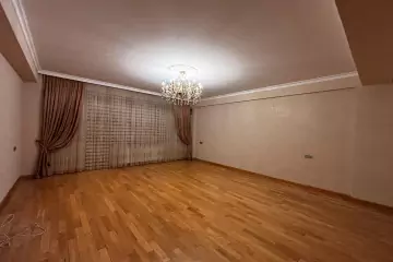 Satılır Yeni Tikili Nəsimi Bazarında 