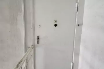 Satılır Köhnə Tikili İçərişəhərdə