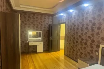 Satılır Yeni Tikili Masazırda