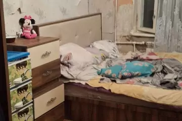 Satılır Köhnə Tikili 8-ci Kilometrdə