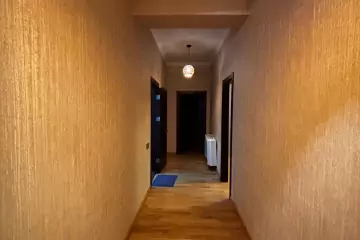 Satılır Yeni Tikili Nəsimi Bazarında