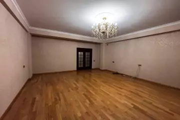 Satılır Yeni Tikili Nəsimi Bazarında