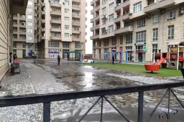 Satılır Yeni Tikili Tbilisi Prospektida