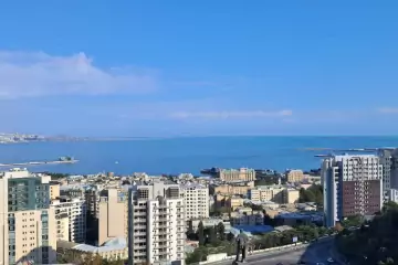Satılır Yeni Tikili Elmler Akademiyasıda