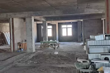 Satılır Yeni Tikili Elmler Akademiyasıda