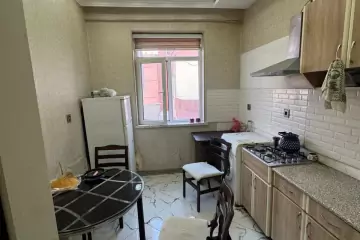 Satılır Yeni Tikili Yeni Yasamalda