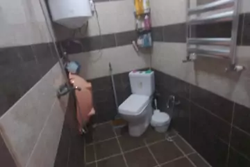 Satılır Yeni Tikili Qurtuluş 93da