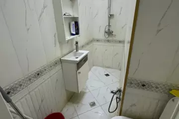 Satılır Yeni Tikili Yeni Yasamalda