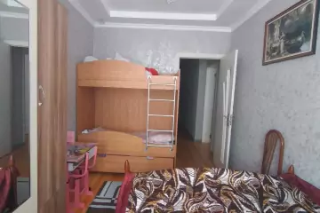 Satılır Yeni Tikili Qurtuluş 93da