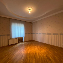 Satılır 9 otaqlı Həyət evi 380 m², 6 sot  torpaq, Biləcəri