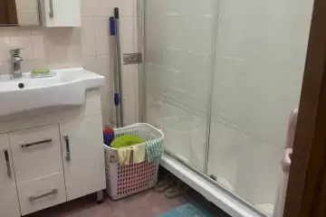Aylıq Kirayə Yeni Tikili Elmler Akademiyasıda