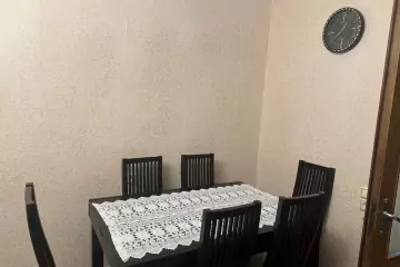 Aylıq Kirayə Yeni Tikili Elmler Akademiyasıda