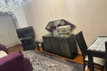 Aylıq Kirayə Yeni Tikili Elmler Akademiyasıda