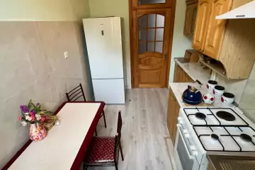 Aylıq Kirayə Köhnə Tikili Montində
