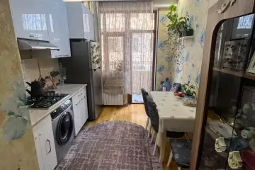 Satılır Yeni Tikili Masazırda