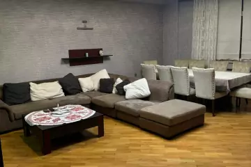 Aylıq Kirayə Yeni Tikili 28 May Metrosu ətrafında
