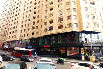 Satılır Yeni Tikili Həzi Aslanovda 