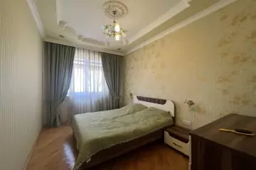 Satılır Yeni Tikili Ceyranbatan Qəs.də
