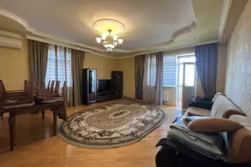 Satılır Yeni Tikili Ceyranbatan Qəs.də