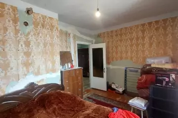 Satılır Köhnə Tikili Pirallahıda