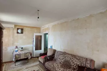 Satılır Köhnə Tikili Pirallahıda