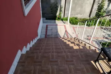 Günlük Kirayə Bağ Evi Vəndam Qəsəbəsində