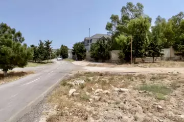 Satılır Bağ Evi Qalada