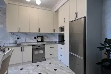 Aylıq Kirayə Yeni Tikili Ağ şəhər Kompleksində