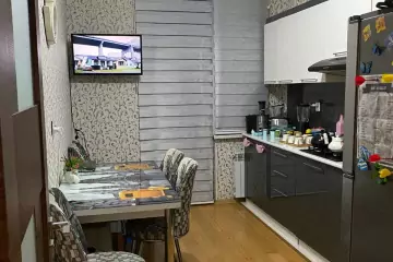 Aylıq Kirayə Yeni Tikili 10-cu Mikrorayonda