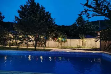 Günlük Kirayə Bağ Evi Vəndam Qəsəbəsində