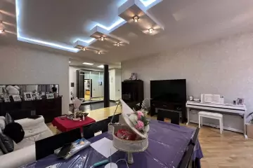 Satılır Yeni Tikili Gənclikdə