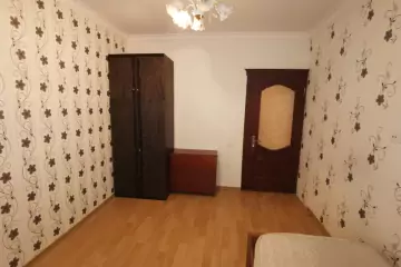 Aylıq Kirayə Köhnə Tikili 8-ci Kilometrdə