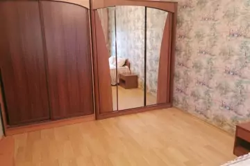 Aylıq Kirayə Köhnə Tikili 8-ci Kilometrdə