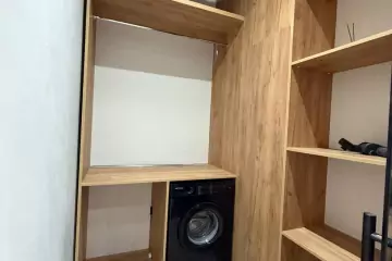 Aylıq Kirayə Yeni Tikili şərq Bazarında