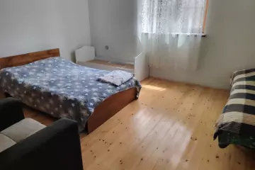 Günlük Kirayə Bağ Evi Vəndam Qəsəbəsində
