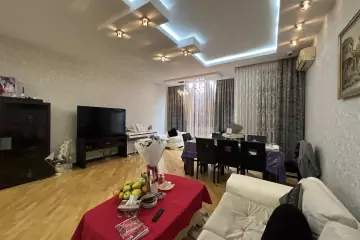 Satılır Yeni Tikili Gənclikdə