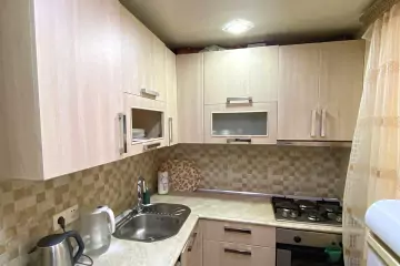Satılır Köhnə Tikili İzmir Parkı