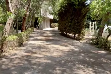 Satılır Bağ Evi Qalada