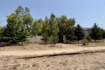 Satılır Bağ Evi Qalada