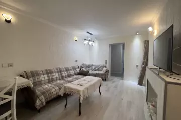 Aylıq Kirayə Köhnə Tikili Ağ şəhər Kompleksində 