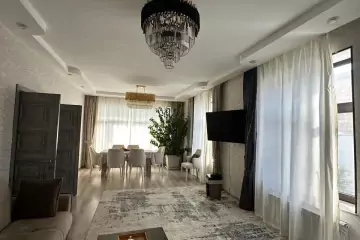Aylıq Kirayə Bağ Evi Buzovnada