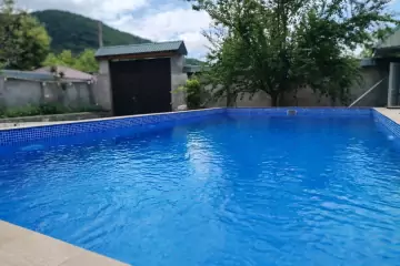 Günlük Kirayə Bağ Evi Vəndam Qəsəbəsində 