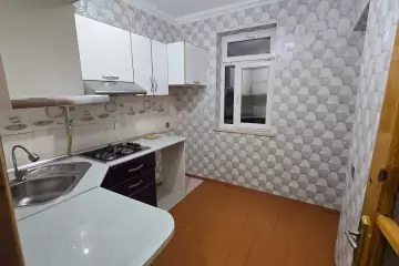Aylıq Kirayə Köhnə Tikili 8-ci Kilometrdə