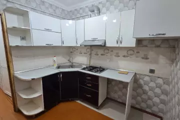 Aylıq Kirayə Köhnə Tikili 8-ci Kilometrdə