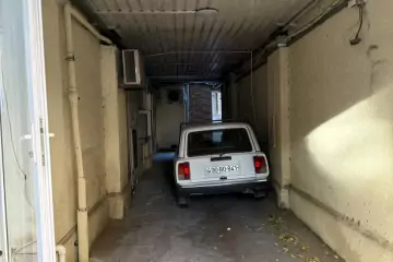 Satılır Köhnə Tikili Yasamalda